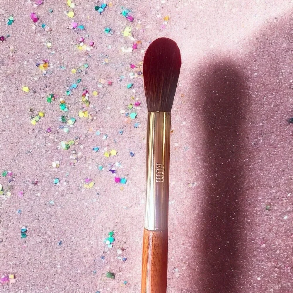 CAMARAA UNIQUE BEAUTY THE VIRTUOUS WOMAN BRUSH SET VOL 1 -DEBORAH AND RUTH- NIP